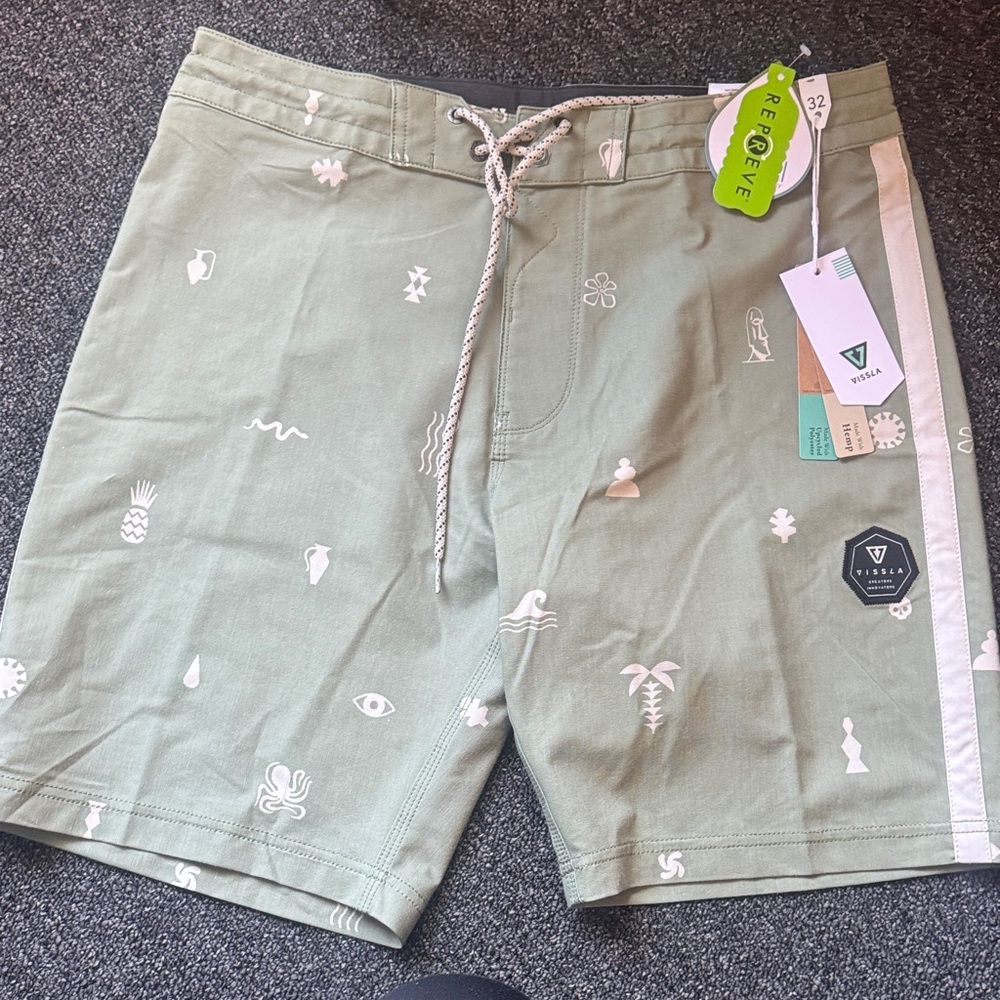 VISSLA Olive Green Patterned Board Shorts